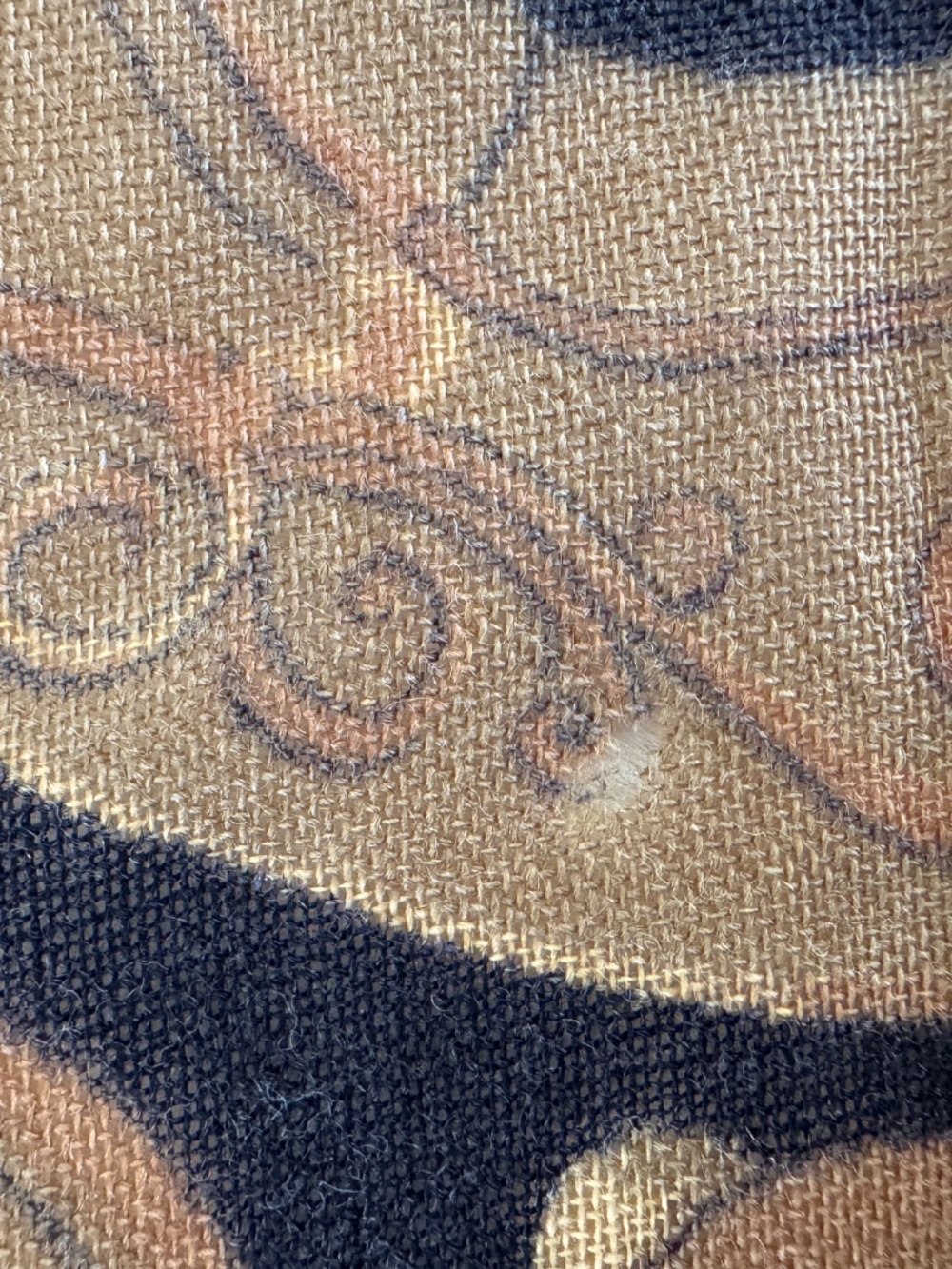 gorgeous giant real FENDI shawl/scarf - Picture 14 of 16